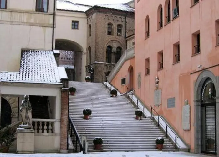 Hotel Eden
