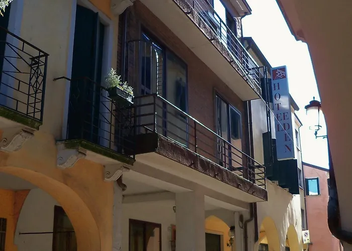 Hotel Eden